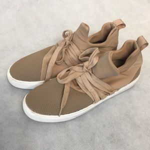 Steve Madden SZ 9 shoes